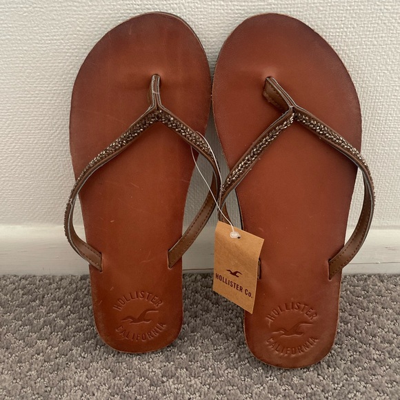 Hollister Shoes - HOLISTER Flip Flop Sandals women’s size S